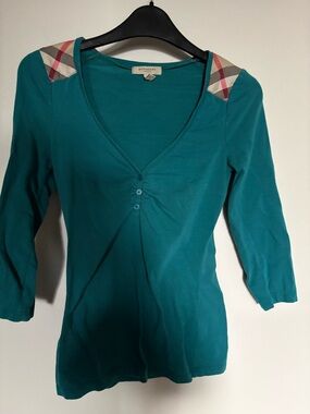 Burberry Teal V-Neck Three-Quarter Sleeve Top with Check Shoulder Detail xsmall